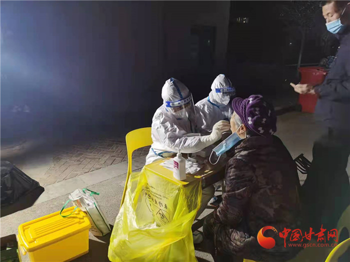 專家詳解新版新冠診療方案：為何輕型病例可以不住院了？